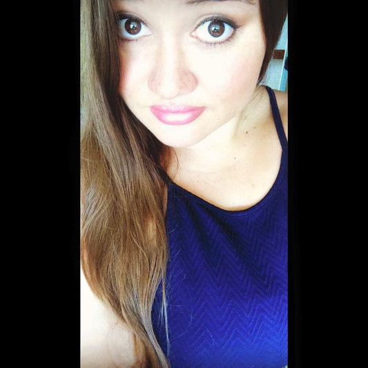 Who are we? Meet Elana!